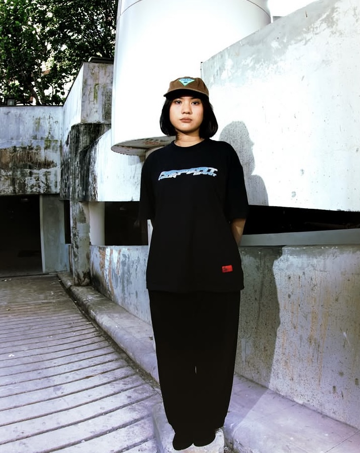 TS BLACK